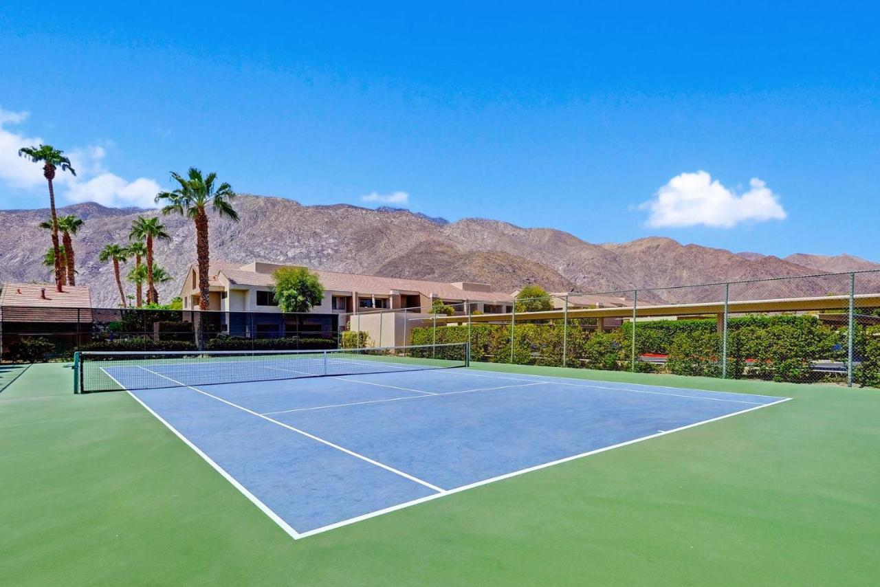 Modern Plaza Villas Oasis Palm Springs Exteriér fotografie